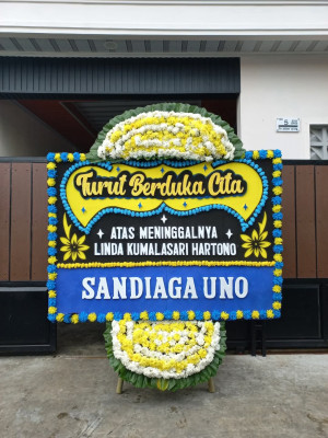 Papan Bunga Duka di Kumelembuay